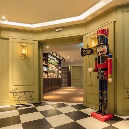 Urtrip Hotel Тайпей Екстериор снимка