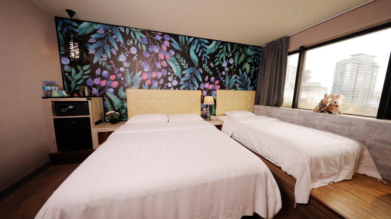 Urtrip Hotel Тайпей Екстериор снимка