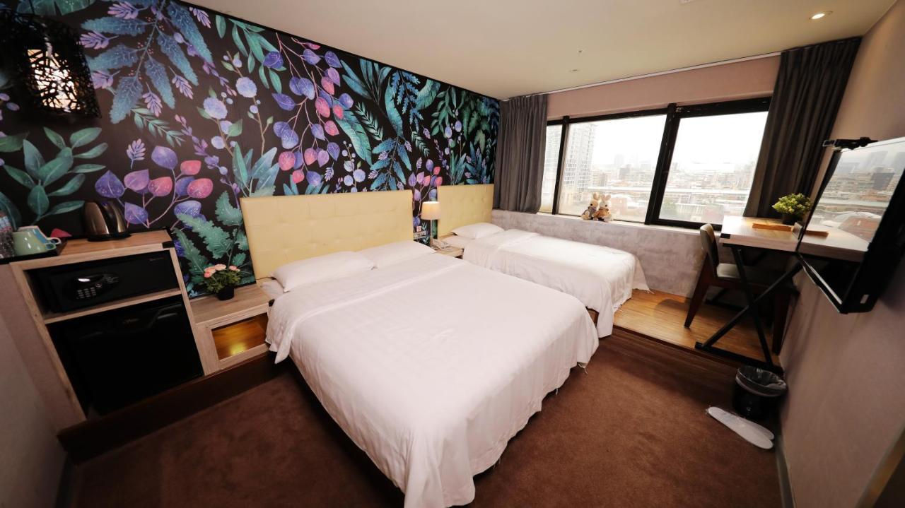 Urtrip Hotel Тайпей Екстериор снимка
