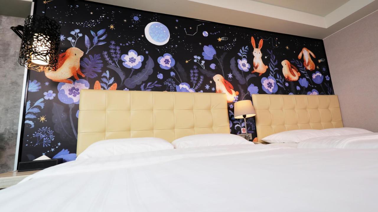 Urtrip Hotel Тайпей Екстериор снимка
