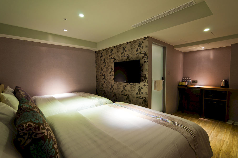 Urtrip Hotel Тайпей Екстериор снимка
