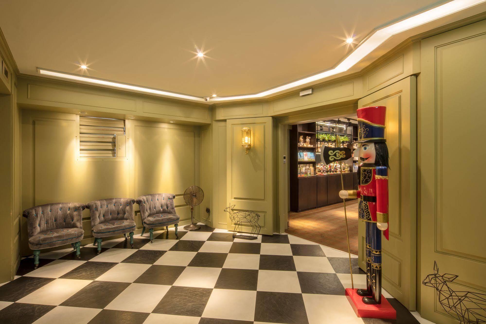 Urtrip Hotel Тайпей Екстериор снимка