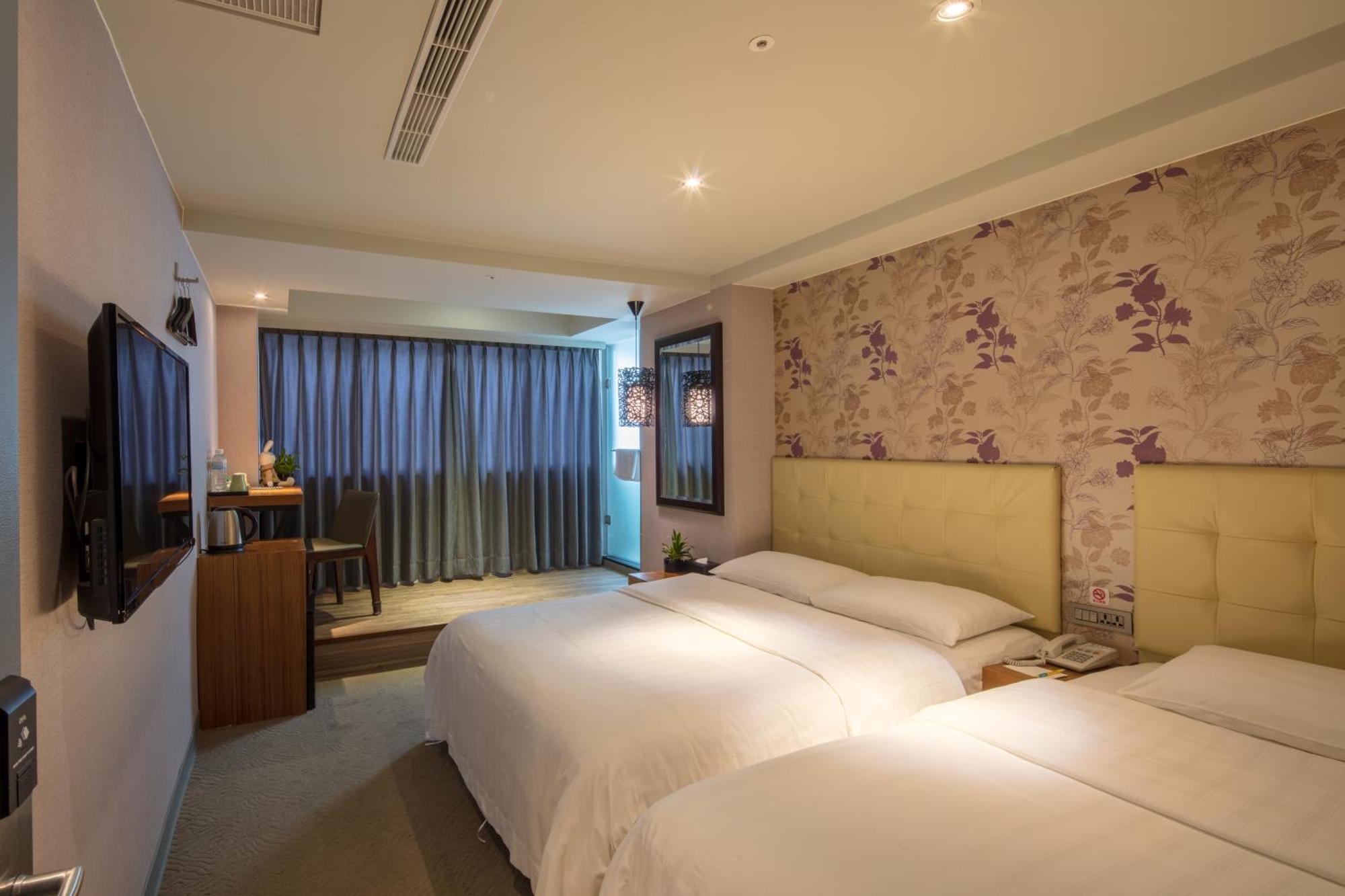 Urtrip Hotel Тайпей Екстериор снимка